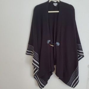 Avenue Sweater Poncho